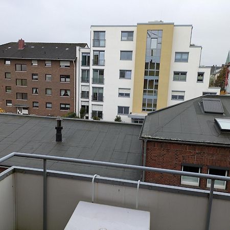 Schoene Einfache Ferienwohnung Zwischen Stadt Und Meer Вільгельмсгафен Екстер'єр фото