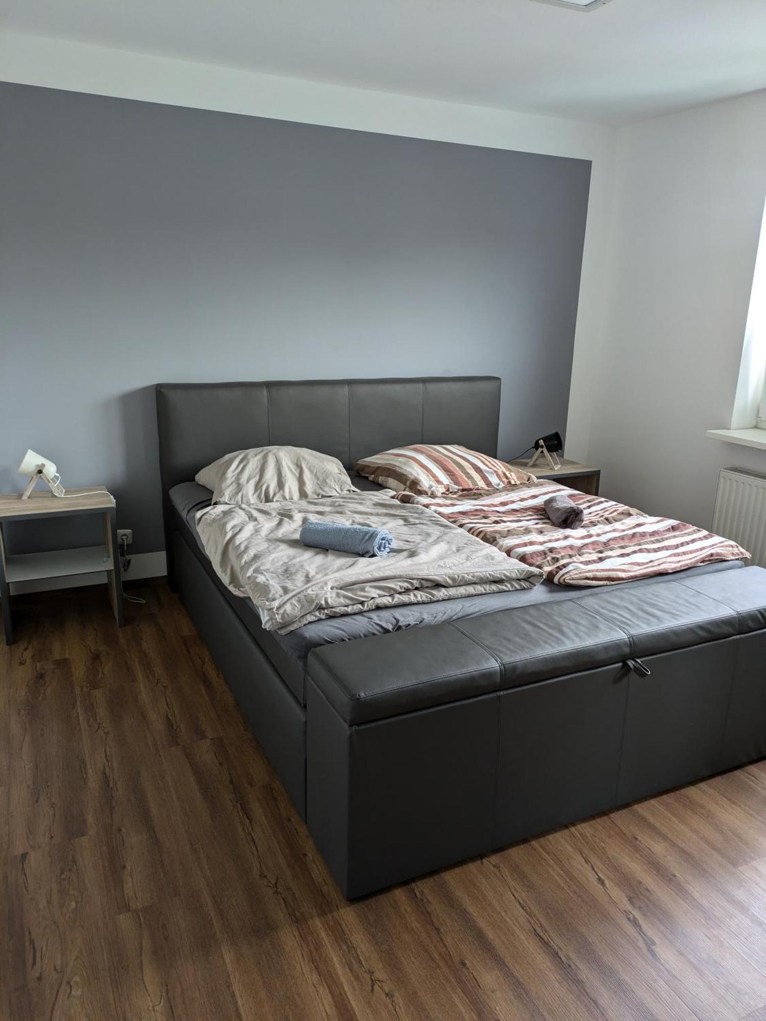 Schoene Einfache Ferienwohnung Zwischen Stadt Und Meer Вільгельмсгафен Екстер'єр фото