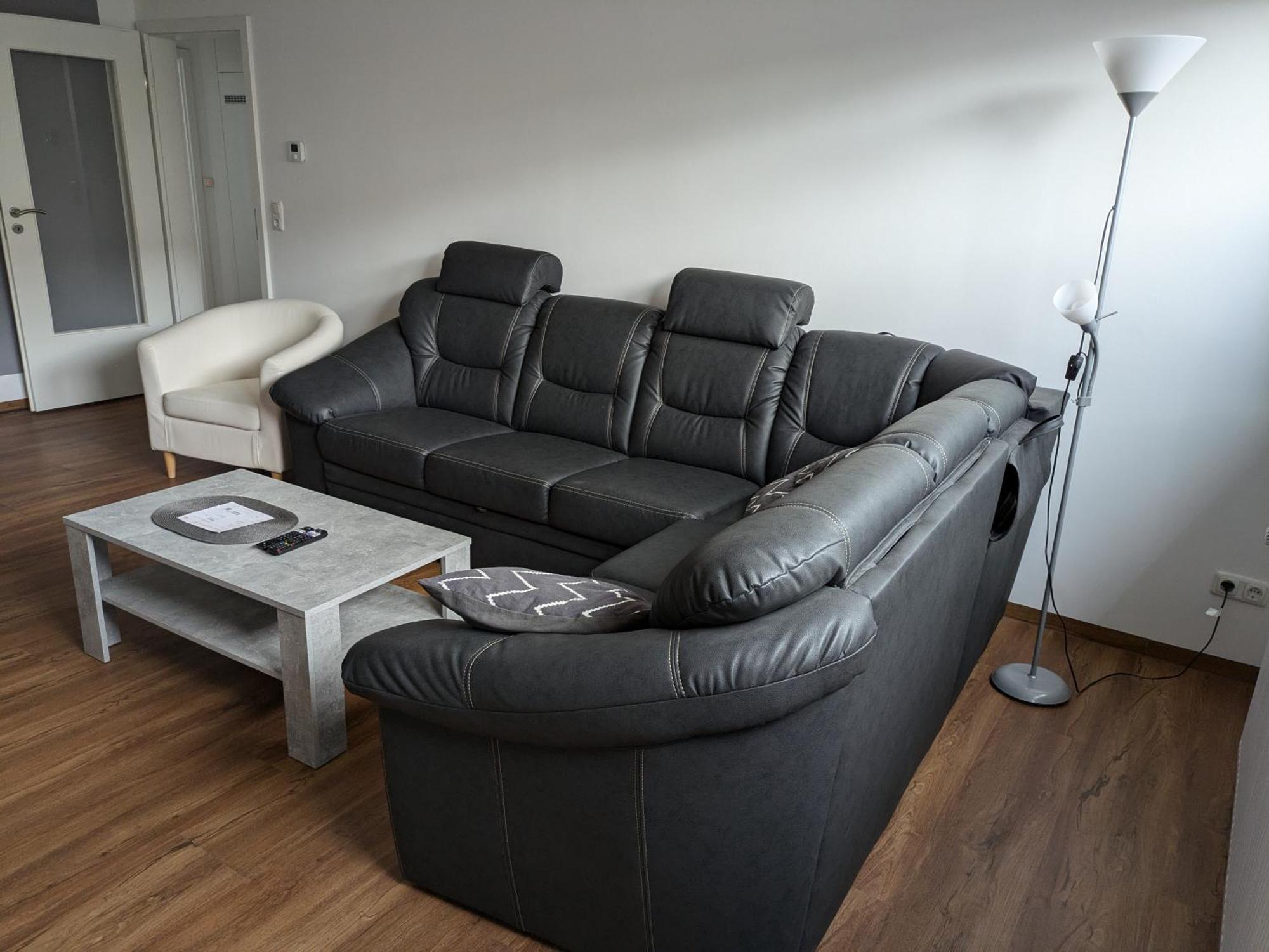 Schoene Einfache Ferienwohnung Zwischen Stadt Und Meer Вільгельмсгафен Екстер'єр фото